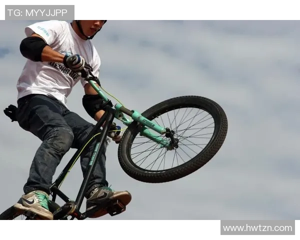 深圳城市马拉松赛评析:极限运动队战术运用与表现探讨